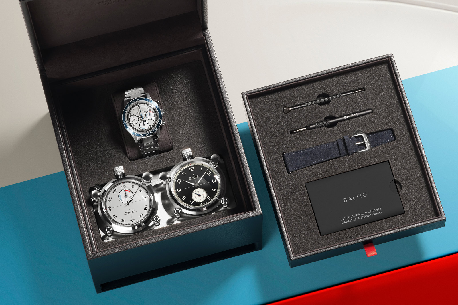 These Watches Come with the Perfect Accessories