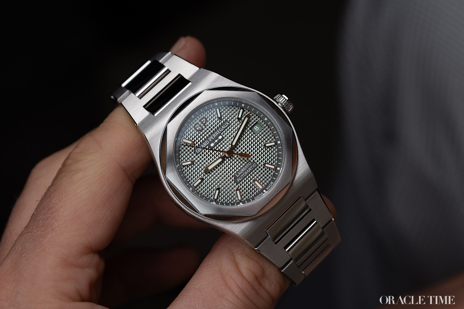 Girard-Perregaux Laureato 38mm Sage Green