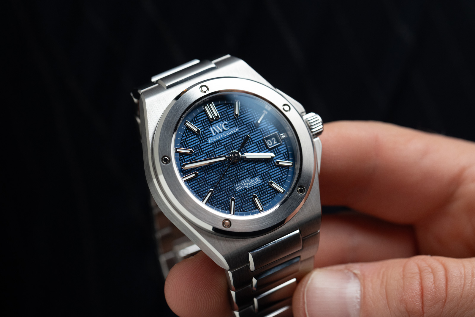 IWC Ingenieur Automatic 40 Blue Watch Review