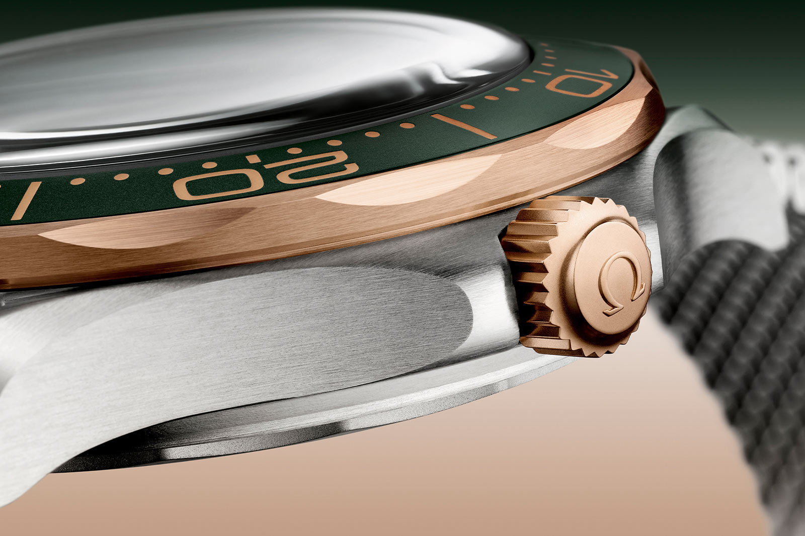 Omega Seamaster Diver 300m Titanium and Bronze Gold 210.90.42.20.10