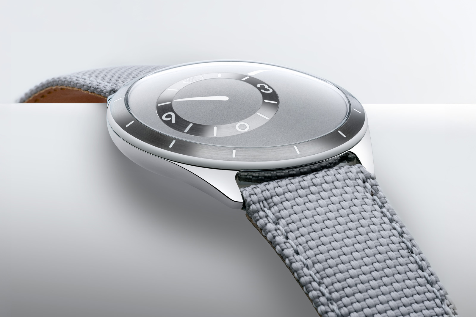 Ressence Type 9 Grey